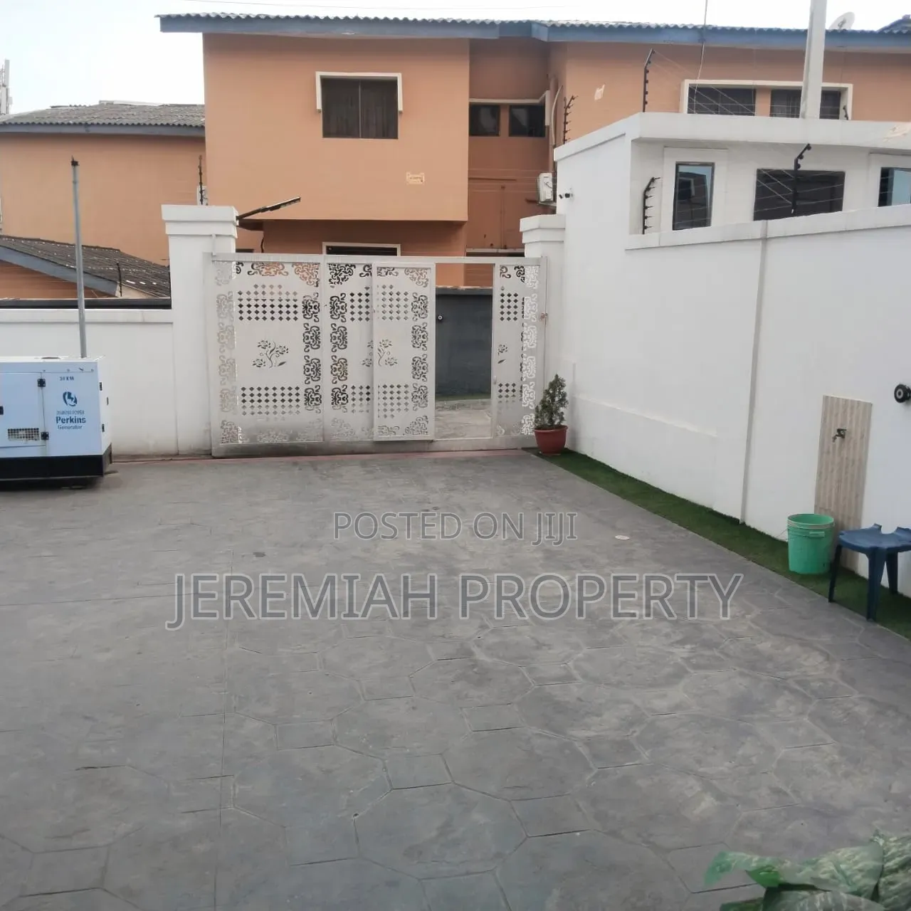 Furnished 5bdrm Duplex in Omole Estate Phase I, Berger for sale in Berger