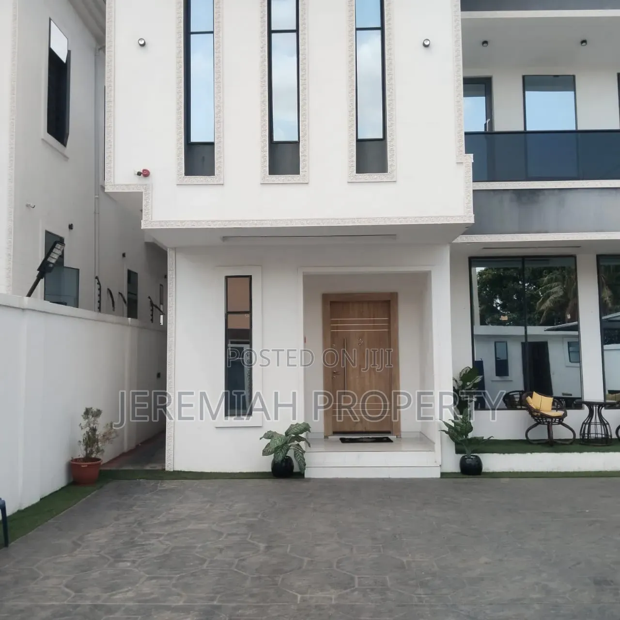 Furnished 5bdrm Duplex in Omole Estate Phase I, Berger for sale in Berger