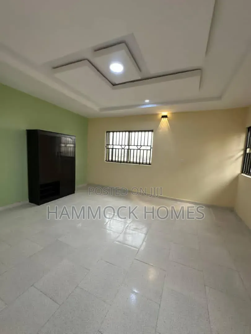 4bdrm Duplex in Okebadan Estate, Akobo for rent in Akobo