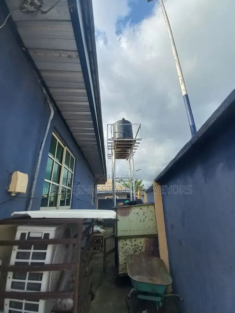 1bdrm Block of Flats in Port-Harcourt for sale in Port-Harcourt