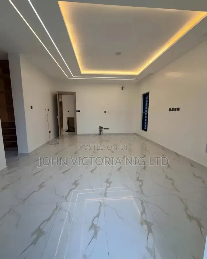 5bdrm Duplex in Ojodu Berger for sale in Berger