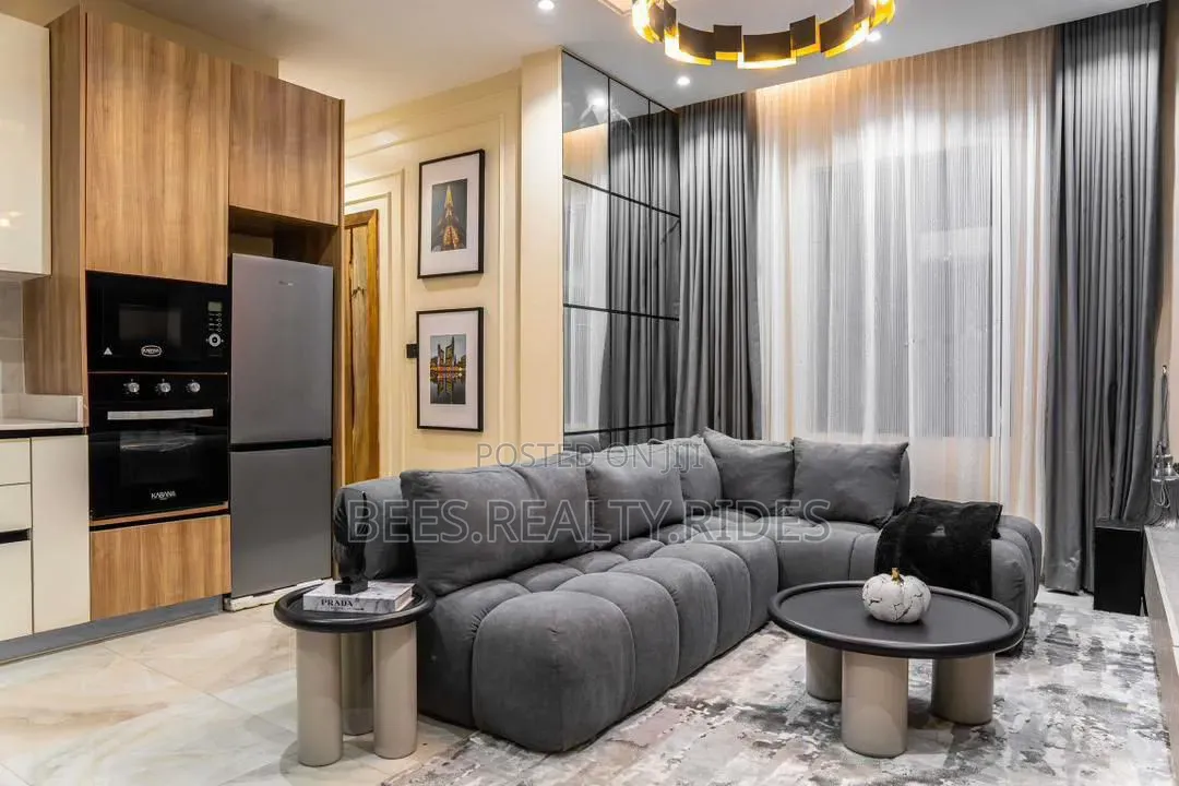 Cozy 1 Bedroom Apartment With a PS5 and Swimming Pool in Lekki Phase 1