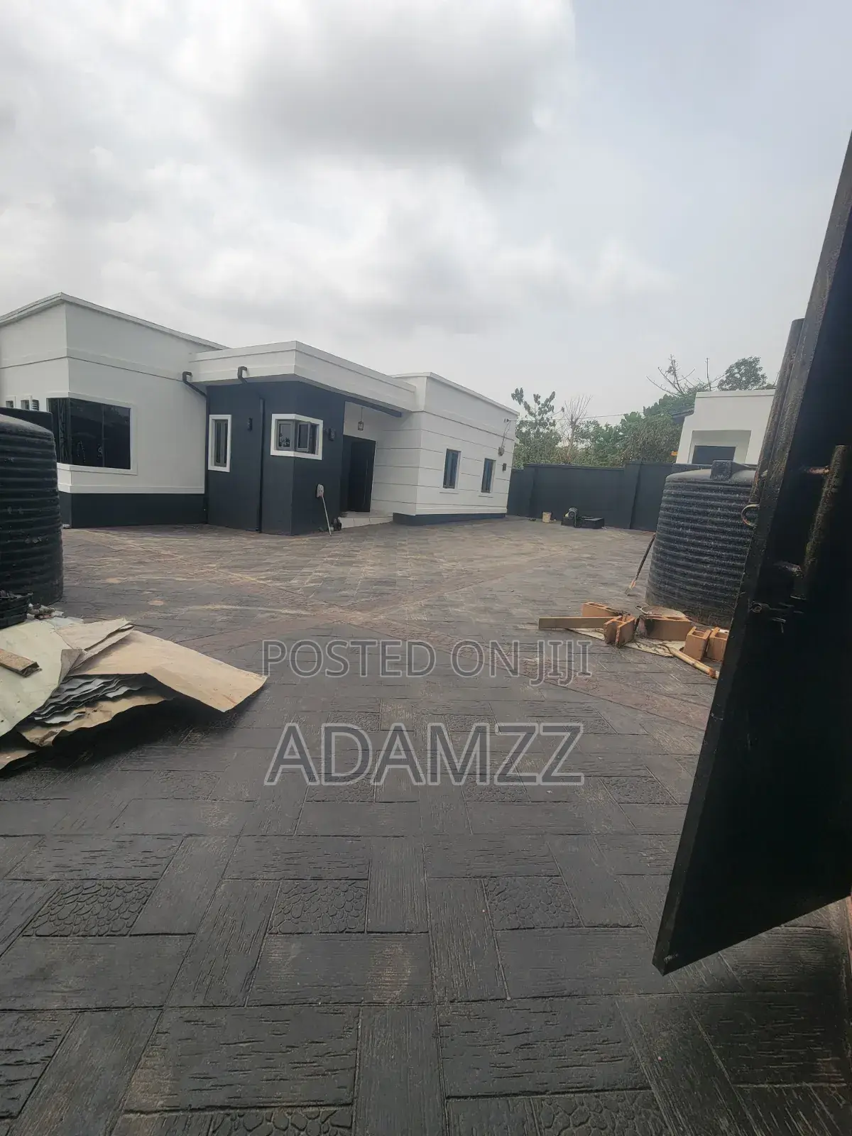 3bdrm Bungalow in Phase Six, Enugu for sale in Enugu