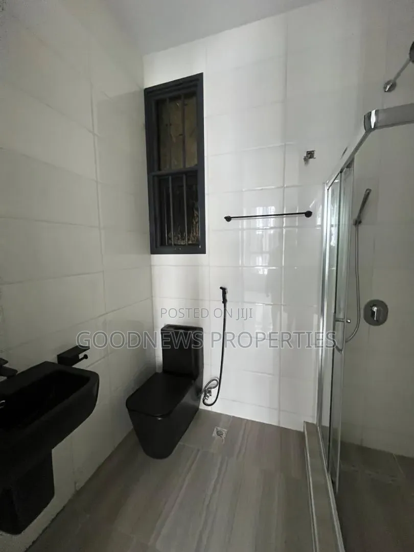 5bdrm Duplex in Victoria Island for sale in Victoria Island Extension