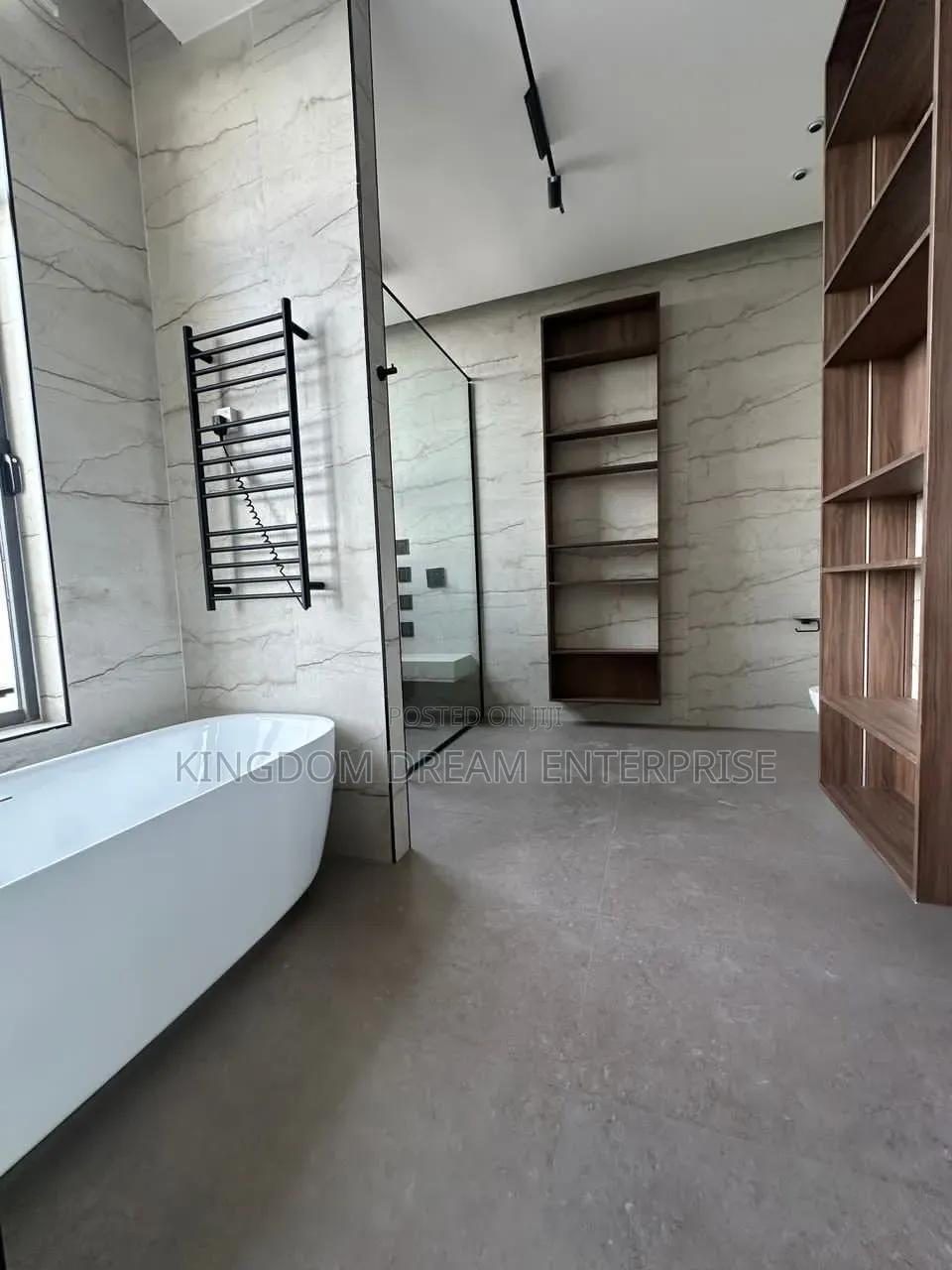 4bdrm Apartment in Banana Island Ikoyi for sale in Banana Island