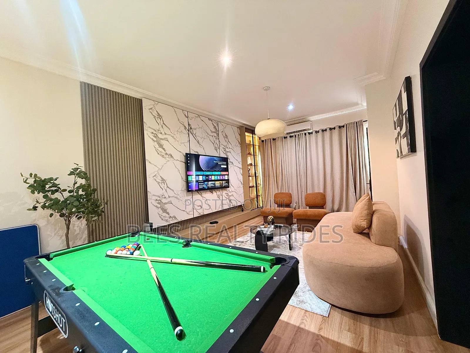 Cozy 2 Bedroom Apartment With a PS5, Snooker Board and Other Games in Ikate