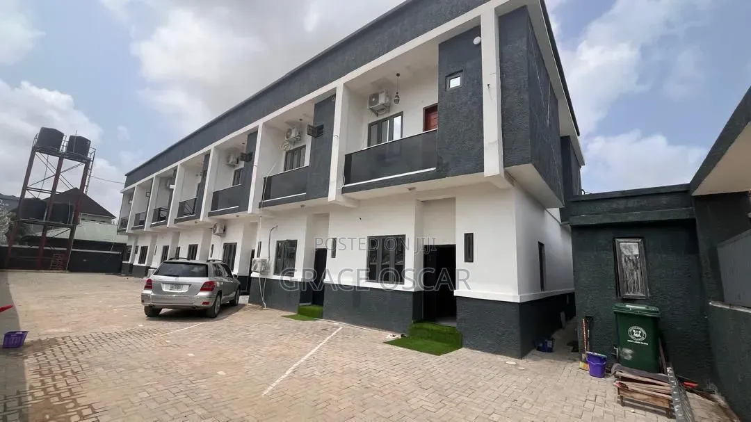 Furnished 2bdrm Duplex in Sangotedo for sale in Sangotedo
