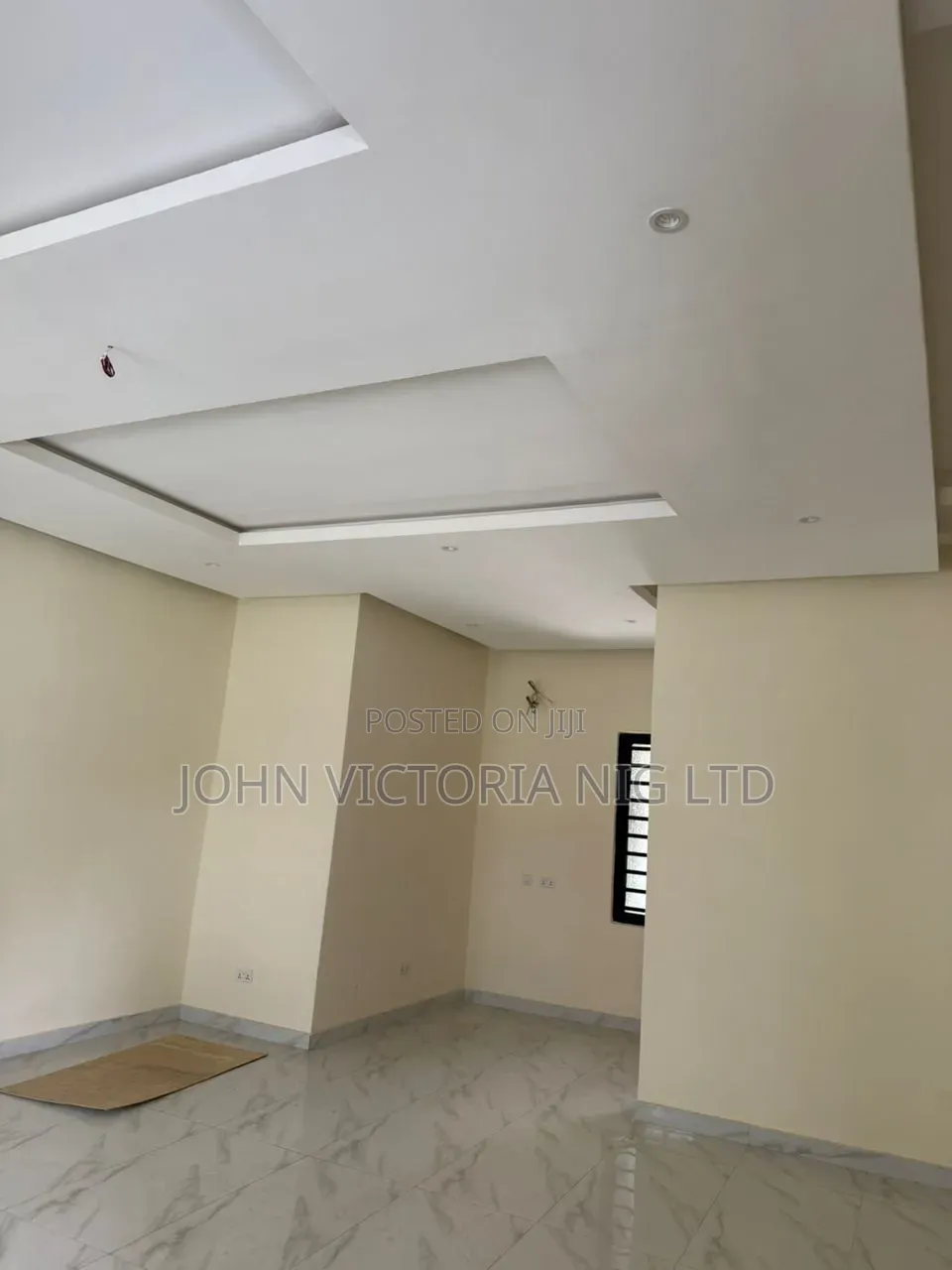 5bdrm Duplex in Adeniyi Jones for sale in Adeniyi Jones