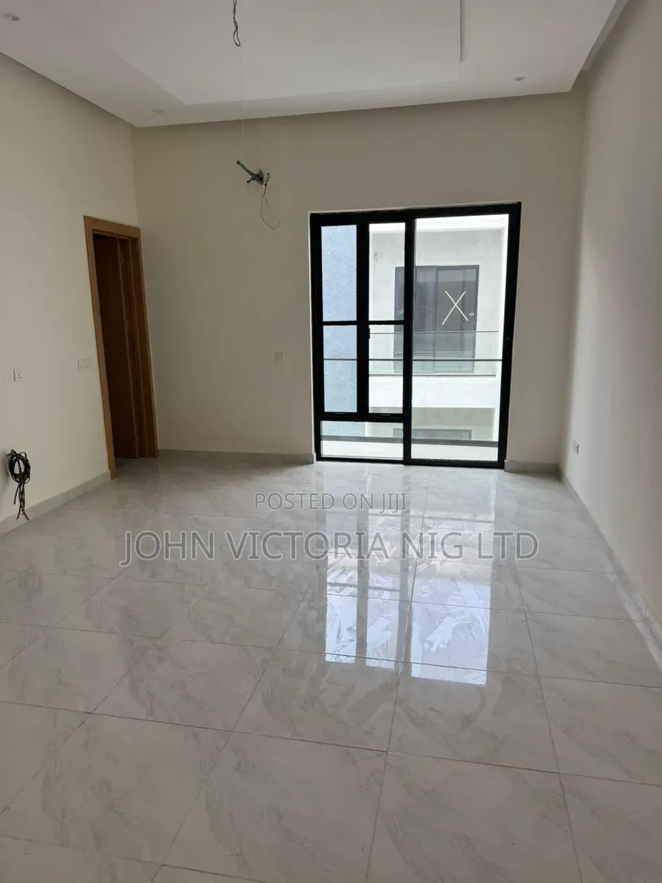5bdrm Duplex in Adeniyi Jones for sale in Adeniyi Jones