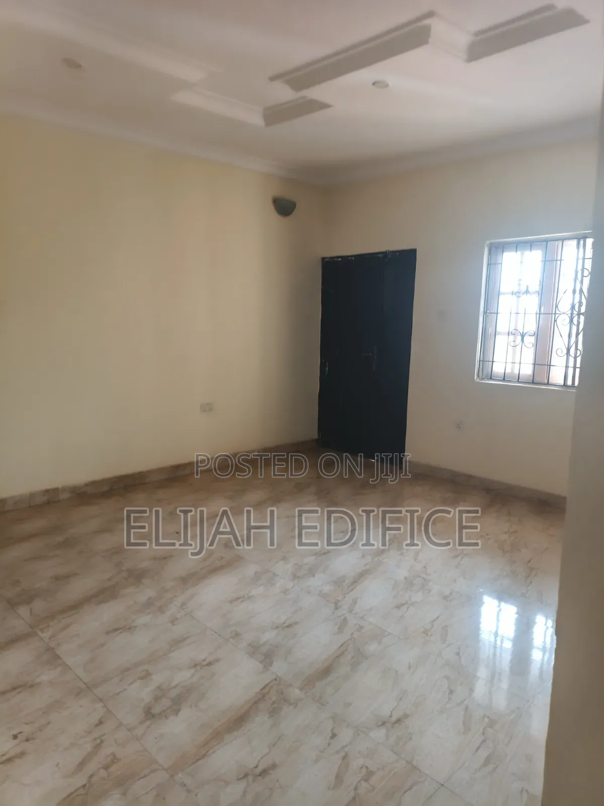 Furnished 3bdrm Block of Flats in Gbaga, Ikorodu Garage for rent in Ikorodu Garage
