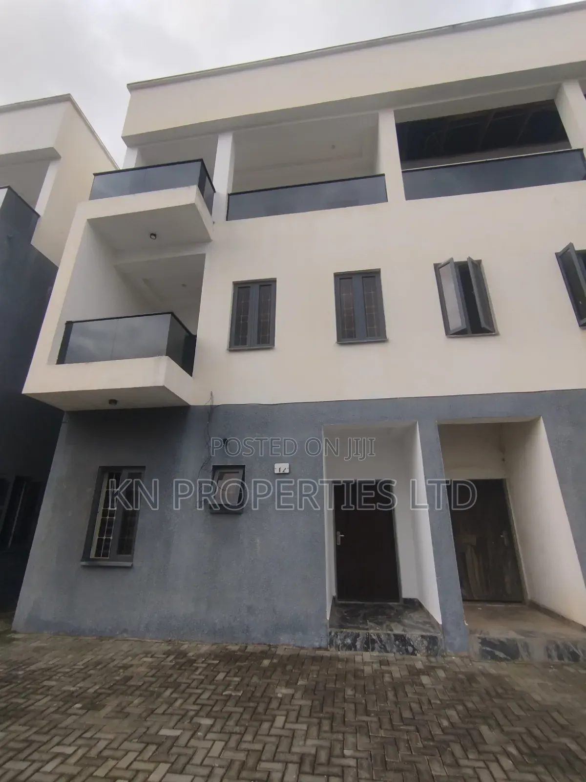 Furnished 4bdrm Townhouse / Terrace in Jahi for rent in Jahi