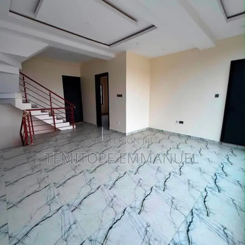 Furnished 4bdrm Duplex in GRA Phase 2 Shangisha for sale in GRA Phase 2 Shangisha