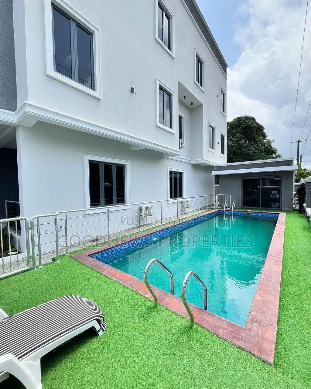 4bdrm Duplex in Victoria Island for sale in Victoria Island Extension