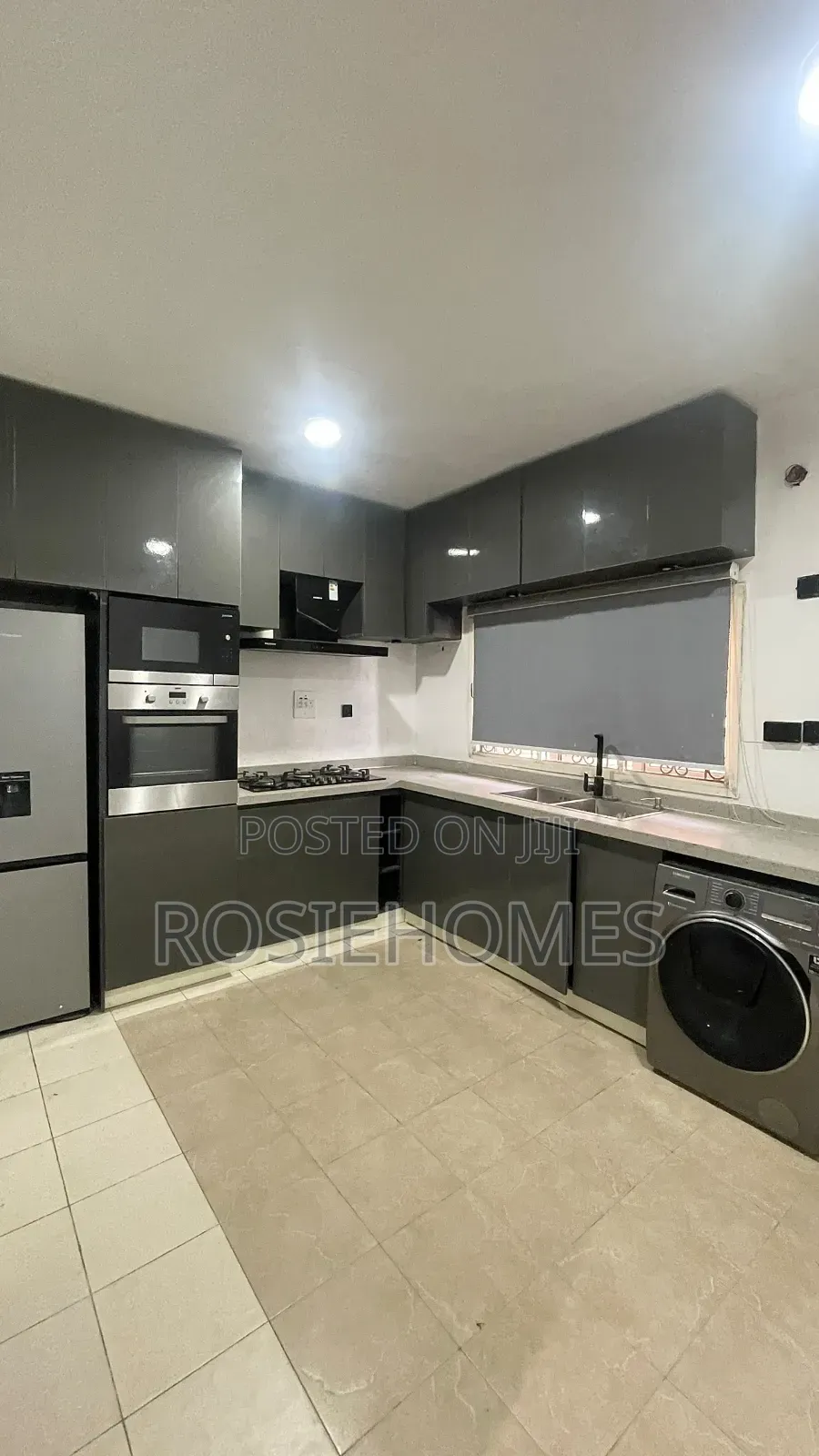 Furnished 4bdrm Duplex in Osapa, Lekki Phase 1 for rent in Lekki Phase 1