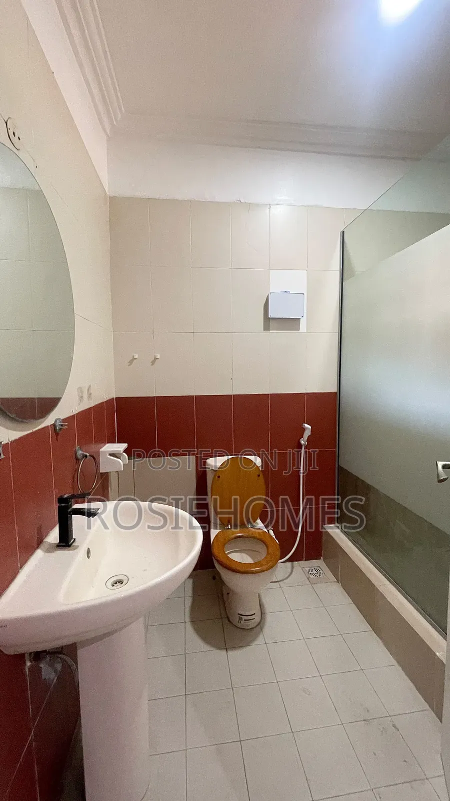 Furnished 4bdrm Duplex in Osapa, Lekki Phase 1 for rent in Lekki Phase 1