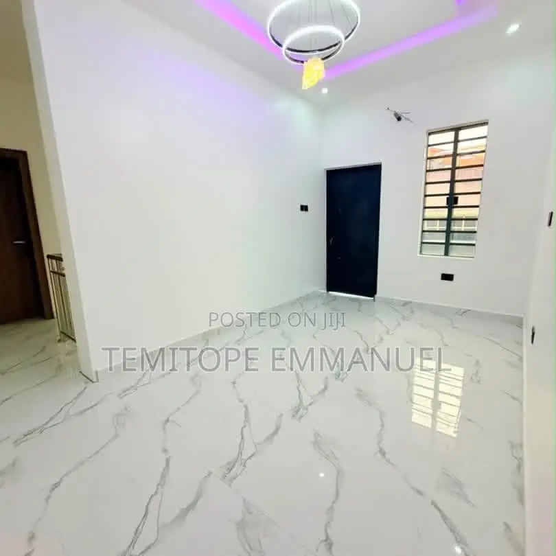 Furnished 4bdrm Duplex in GRA Phase 1 for sale in GRA Phase 1