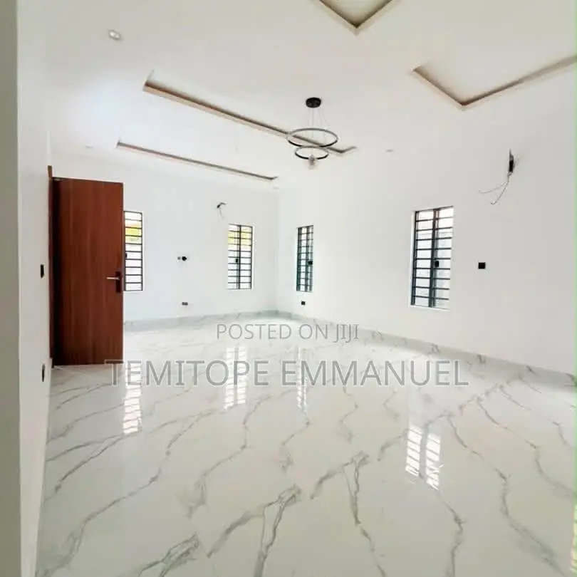 Furnished 4bdrm Duplex in GRA Phase 1 for sale in GRA Phase 1