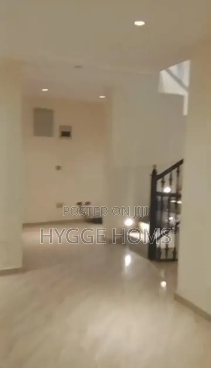 5bdrm Duplex in Osborne Phase 1 for rent in Osborne Foreshore Estate
