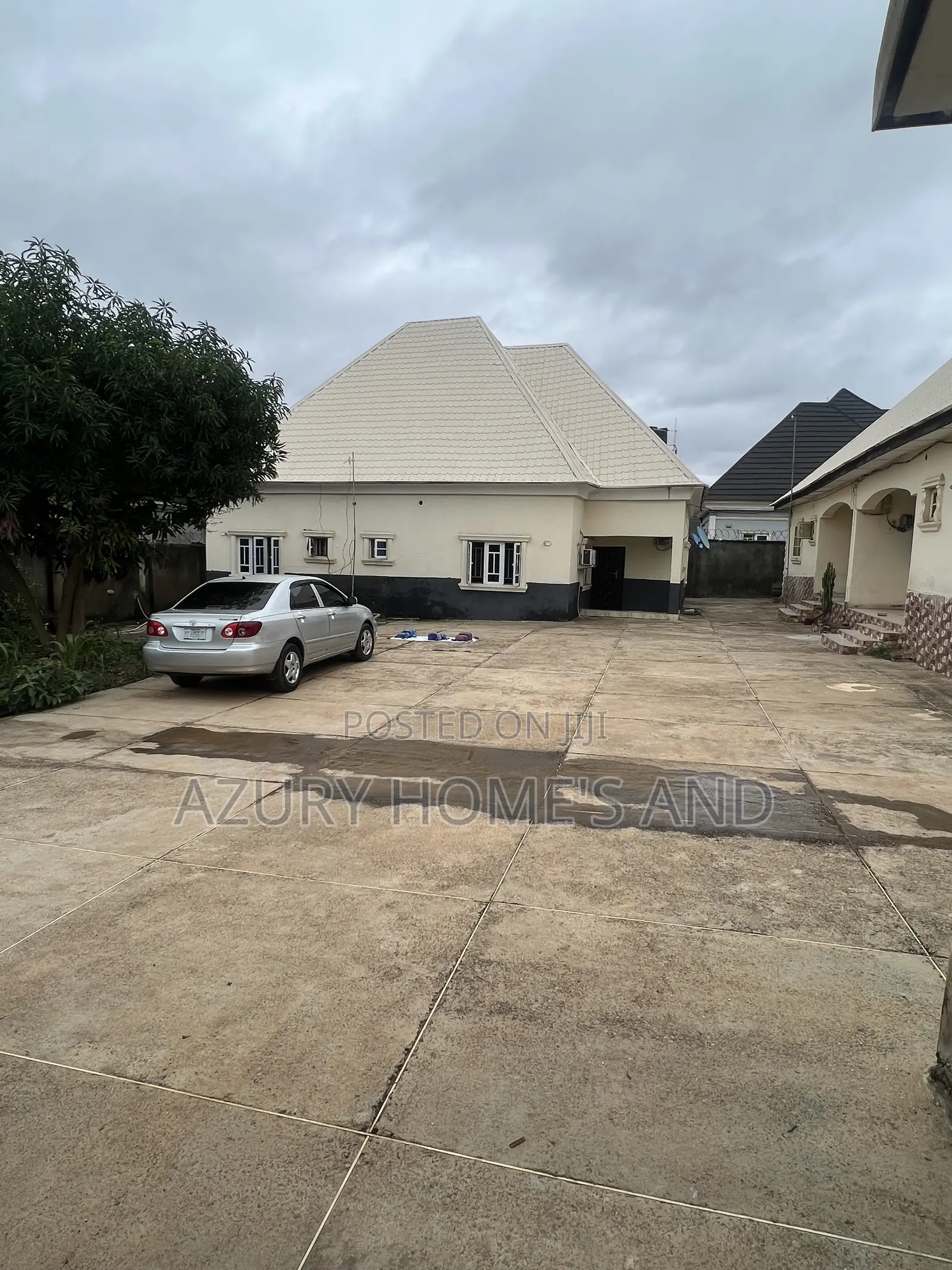 3bdrm Block of Flats in City College Karu for sale in Karu