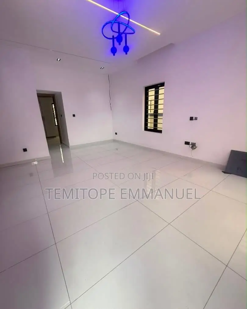 Furnished 4bdrm Duplex in Sangotedo for sale in Sangotedo