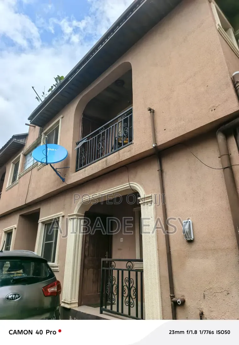 12bdrm Block of Flats in Igando / Ikotun/Igando for sale in Igando / Ikotun/Igando