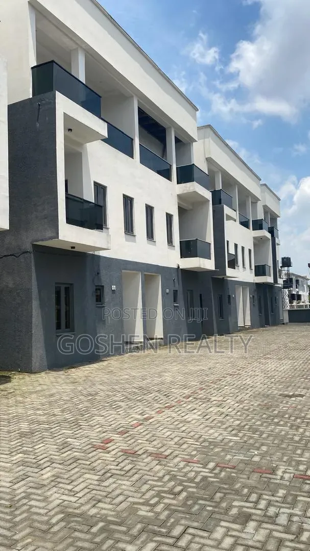 Furnished 4bdrm Townhouse / Terrace in Jahi for rent in Jahi