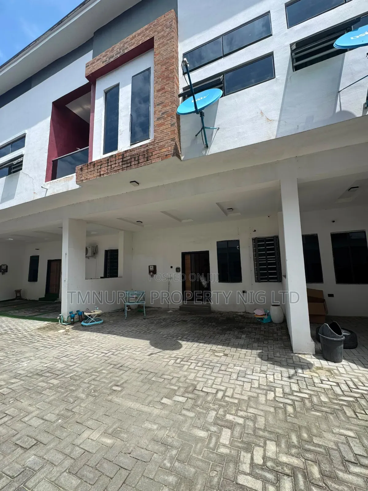 3bdrm Duplex in Chevron for rent in Chevron
