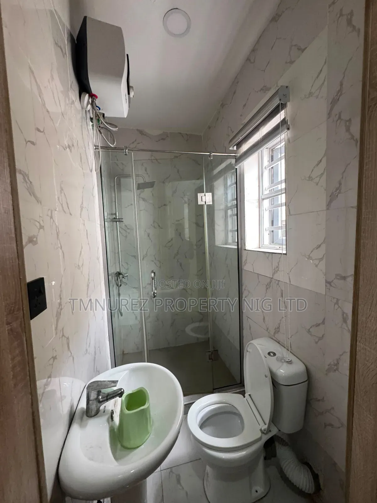 3bdrm Duplex in Chevron for rent in Chevron