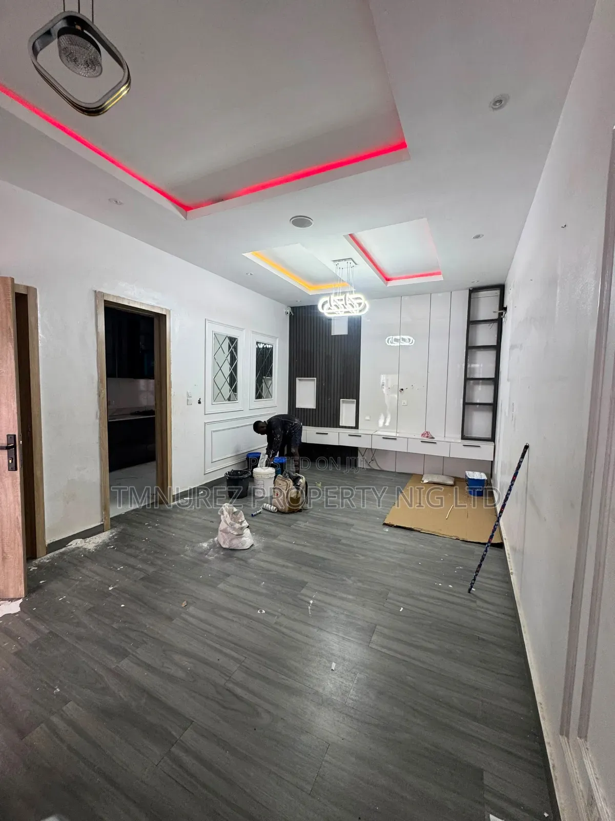 3bdrm Duplex in Chevron for rent in Chevron