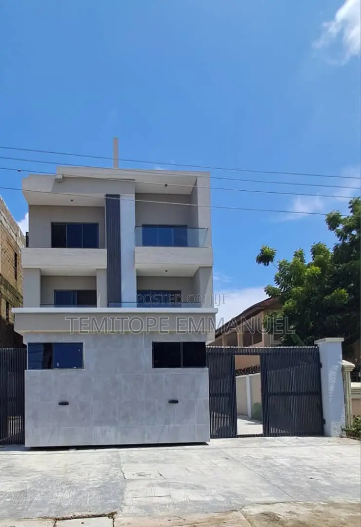 Furnished 5bdrm Duplex in Lekki Phase 1 for sale in Lekki Phase 1