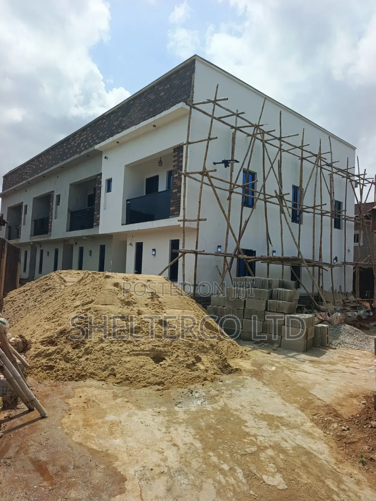 Furnished 3bdrm Duplex in Gated, Tared And, Mende for sale in Mende