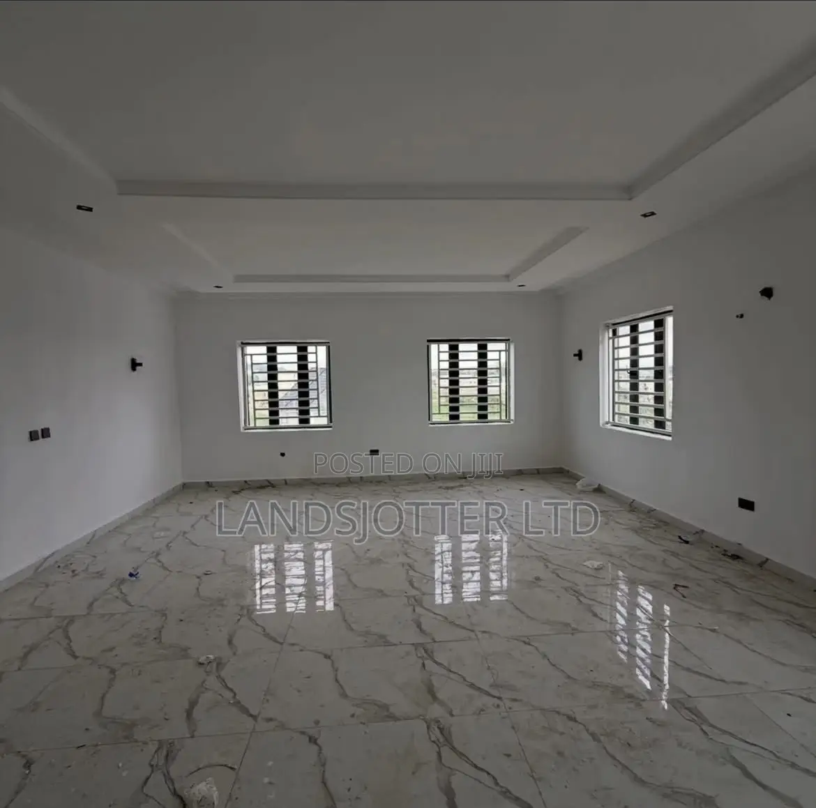 Furnished 4bdrm Duplex in Landsjotter, Life Camp for sale in Life Camp