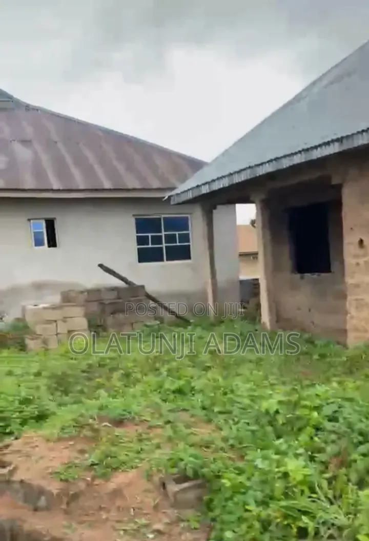 4bdrm Bungalow in Goshen, Osogbo for sale in Osogbo