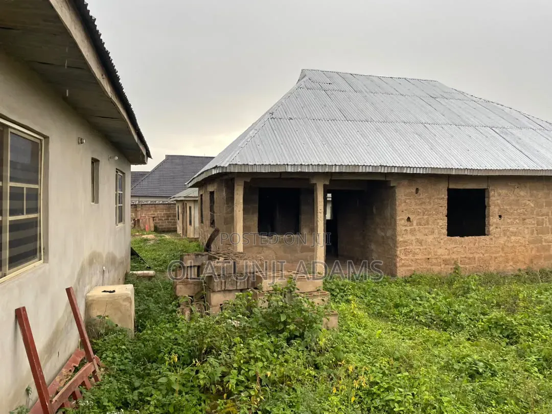 4bdrm Bungalow in Goshen, Osogbo for sale in Osogbo