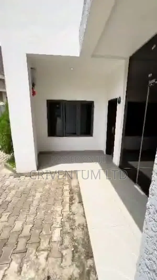 4 Bedroom Duplex for Office or Shortlet in Durumi