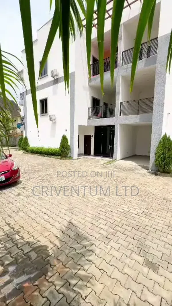 4 Bedroom Duplex for Office or Shortlet in Durumi