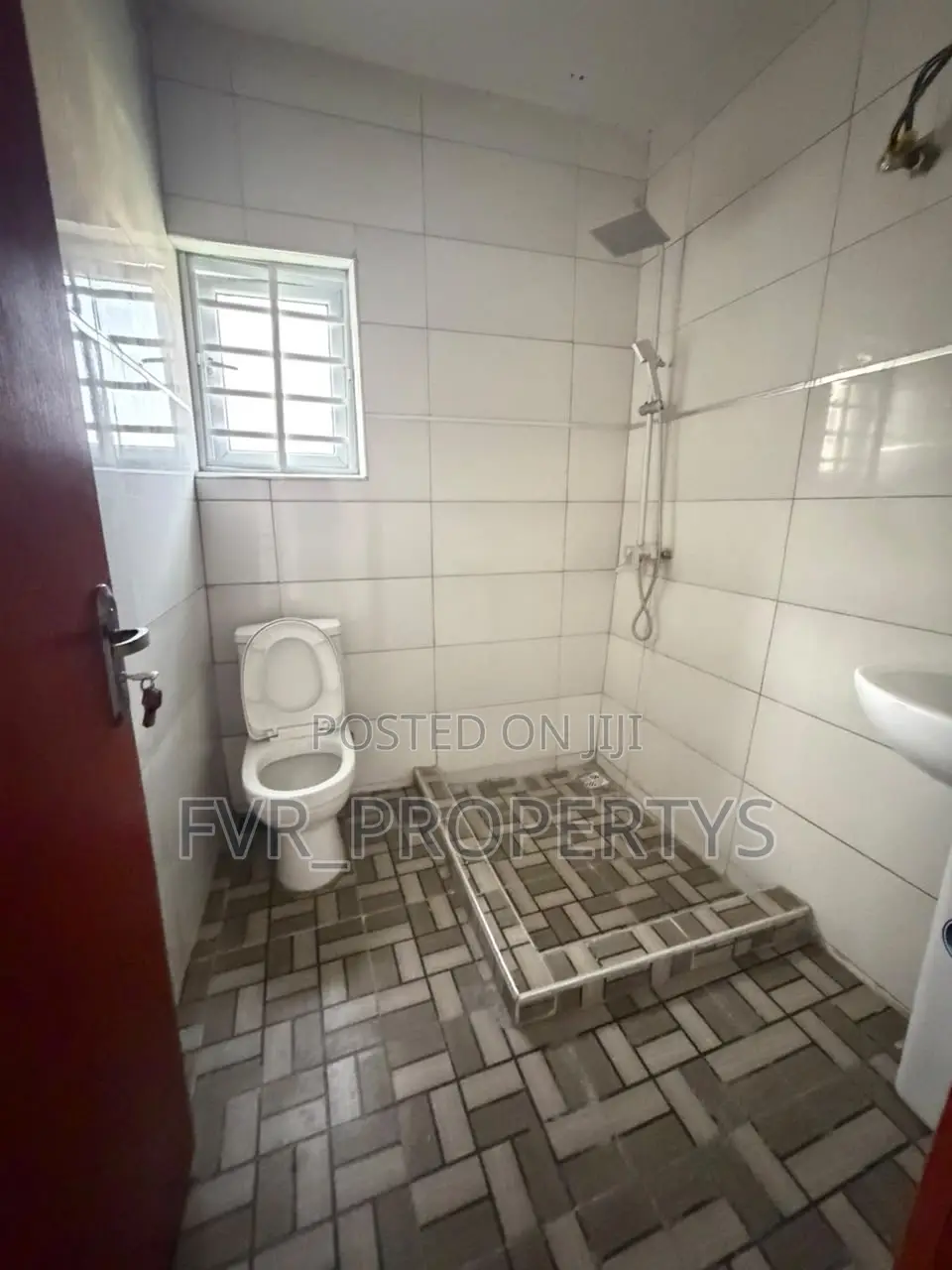 2bdrm Apartment in Royal, Ikota for rent in Ikota