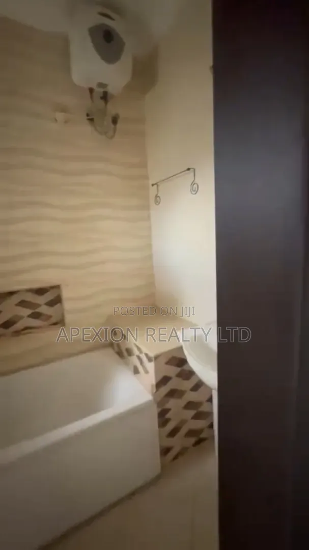 3bdrm Apartment in Lake View Estate for rent in Kado