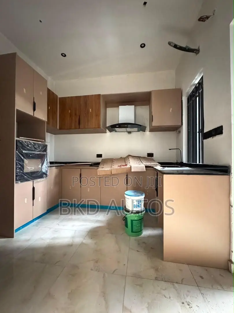 3bdrm Apartment in Opic, Isheri North for sale in Isheri North