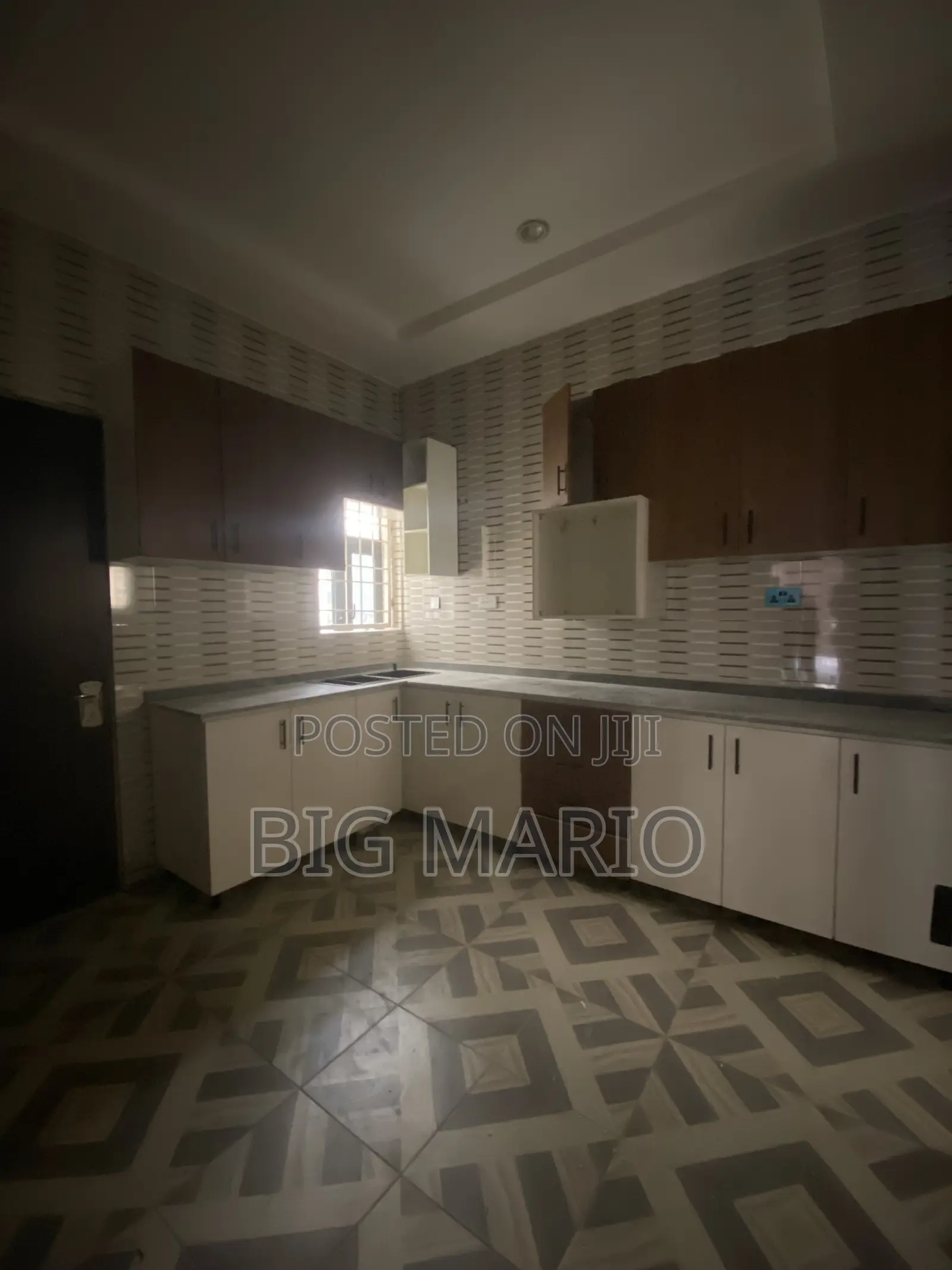 4bdrm Duplex in Guza Main, Guzape District for sale in Guzape District