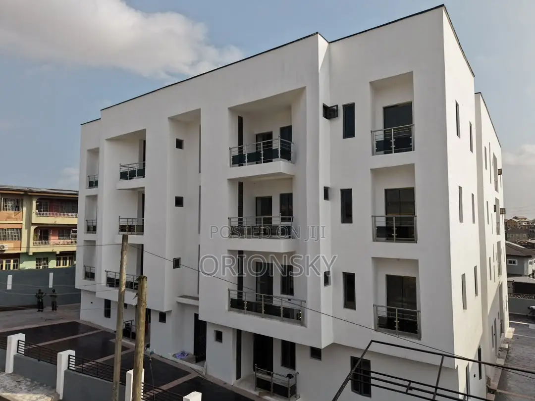 3bdrm Apartment in Ifako-Gbagada for sale in Ifako-Gbagada