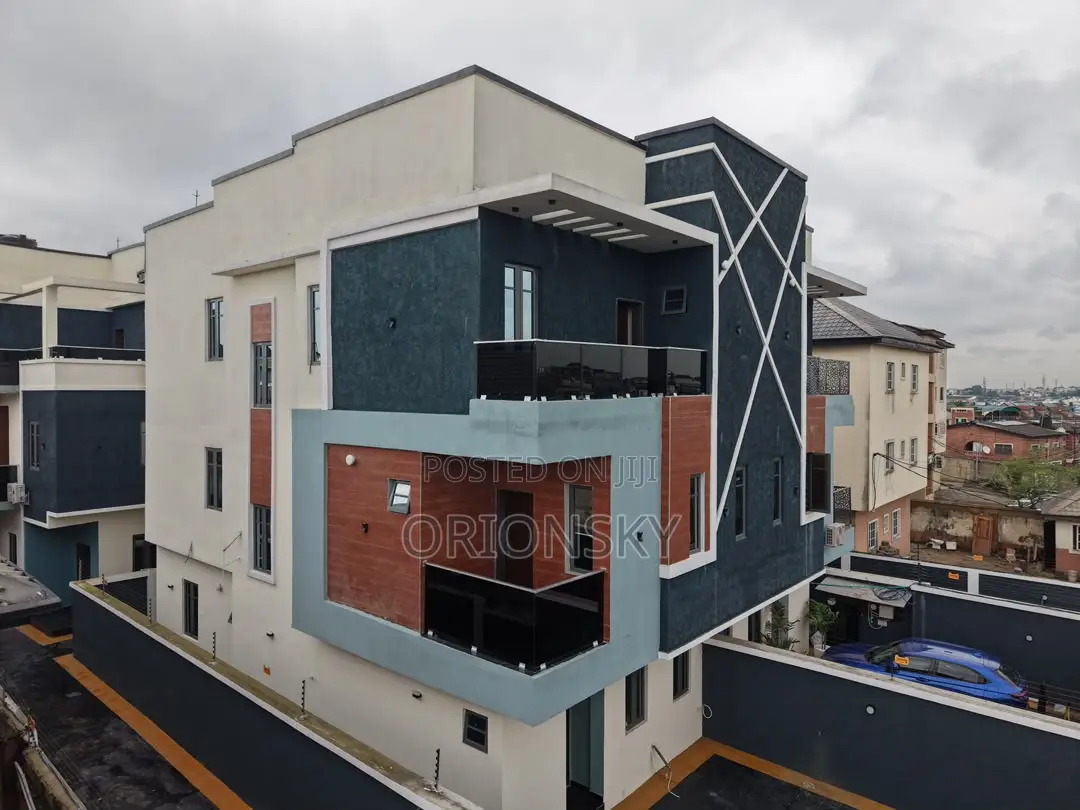 4bdrm Duplex in Ifako-Gbagada for sale in Ifako-Gbagada