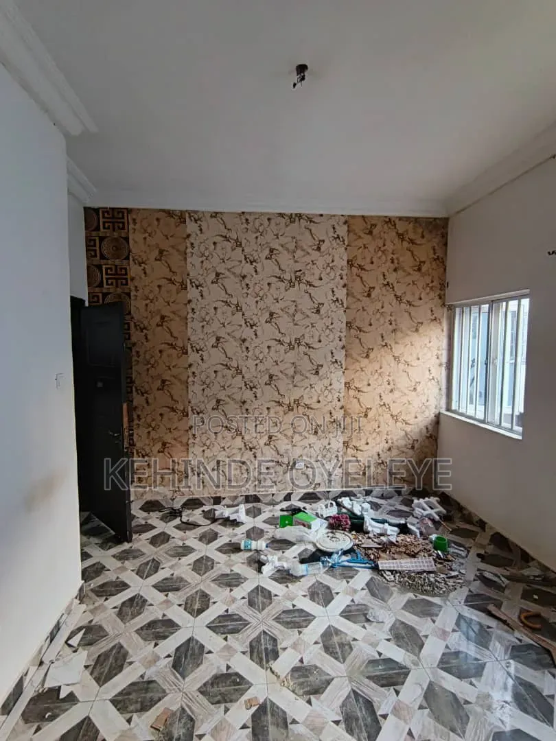 2bdrm Block of Flats in Saki Estate, Osapa london for rent in Osapa london