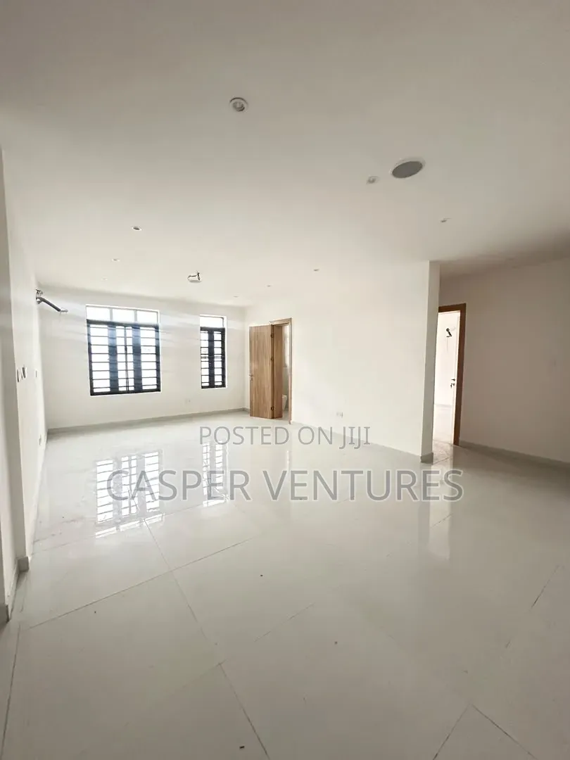2bdrm Apartment in Meadow, Ikate for sale in Ikate