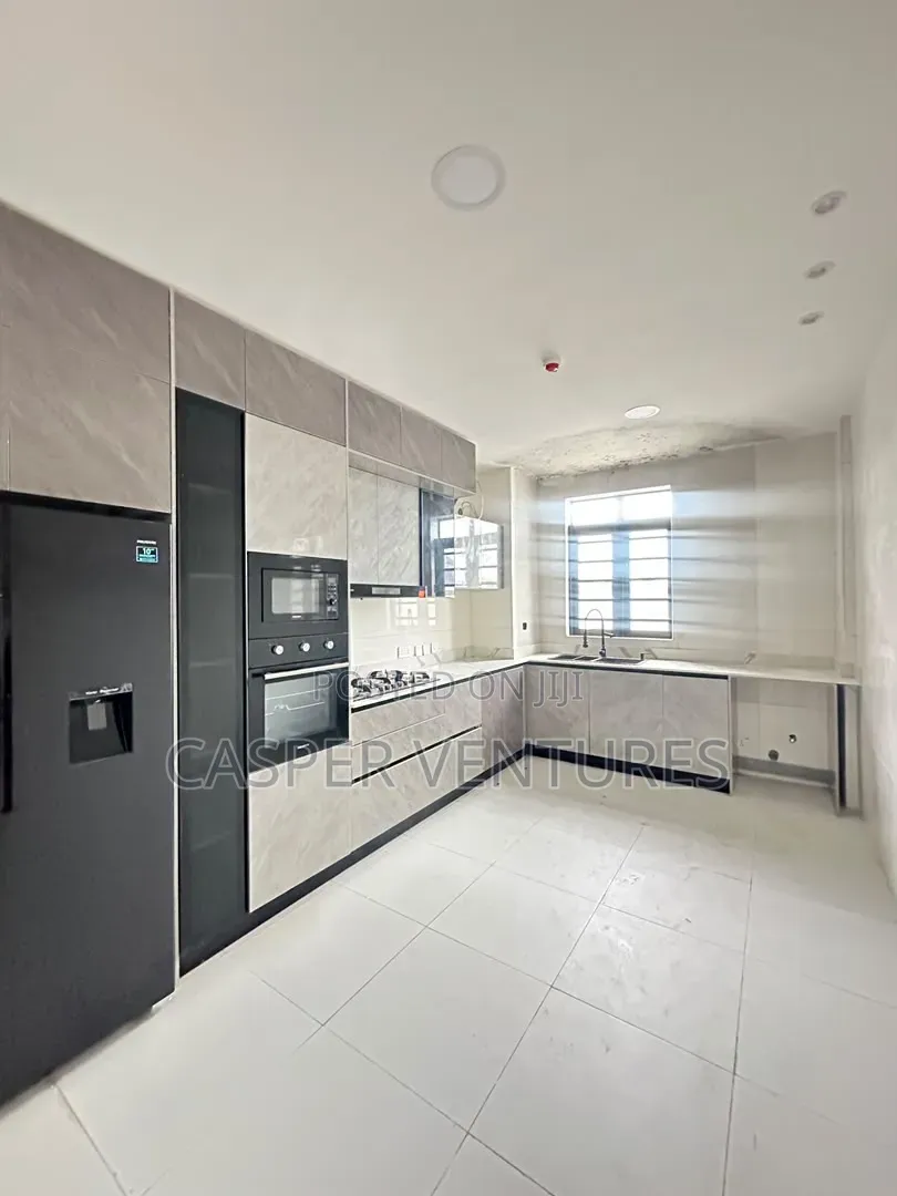 2bdrm Apartment in Meadow, Ikate for sale in Ikate