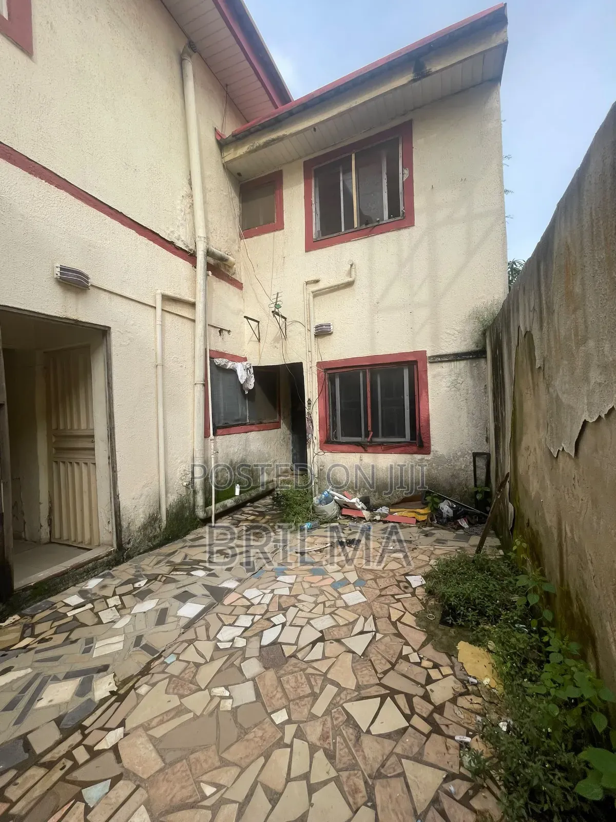 5bdrm Duplex in Kado for sale in Kado