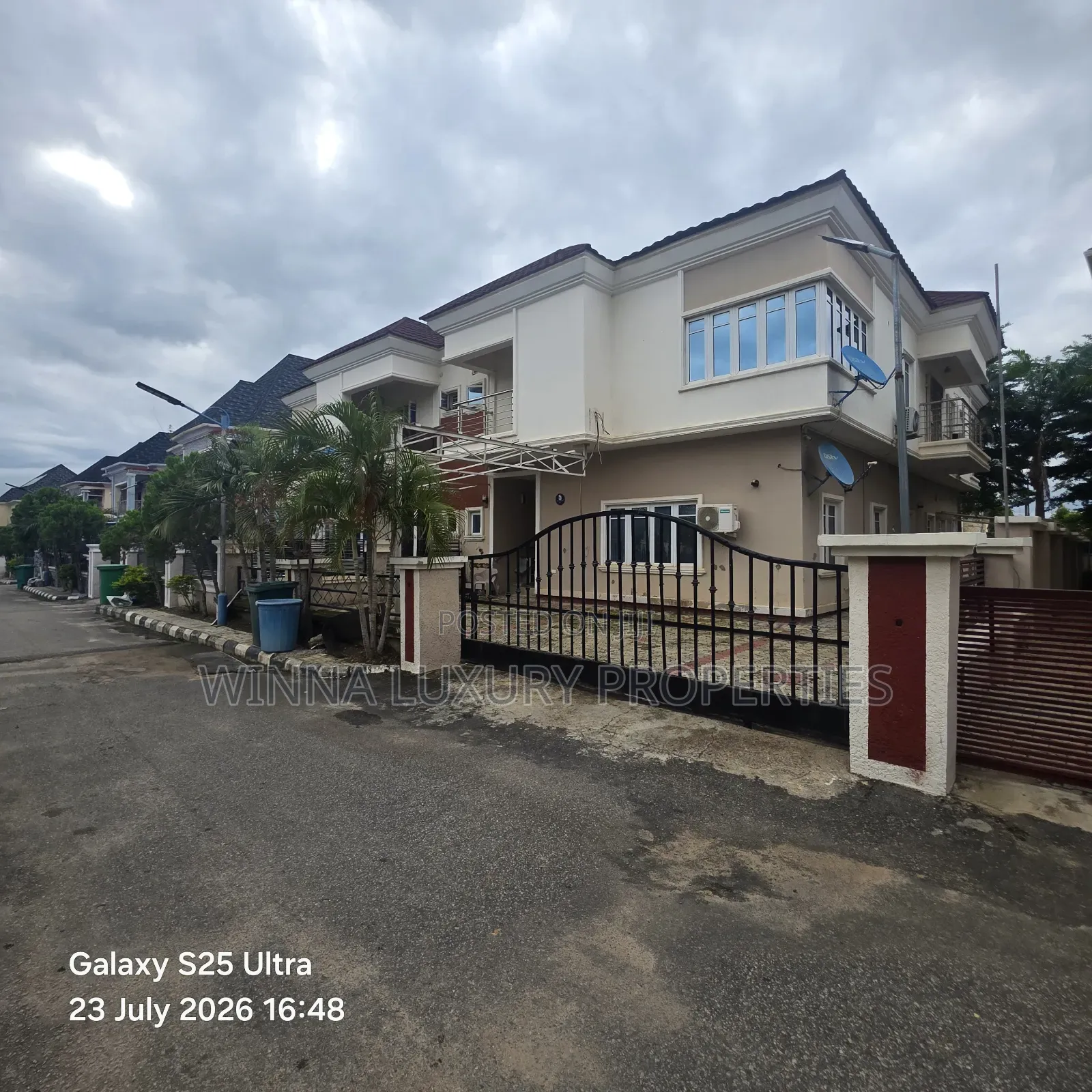 4bdrm Duplex in Ambassador Villa, Lugbe District for sale in Lugbe District