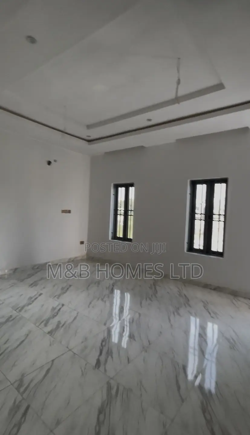 Furnished 4bdrm Duplex in Valid Dreams Estate, Guzape District for sale in Guzape District