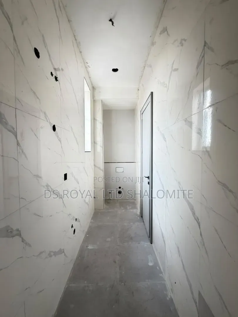 2bdrm Apartment in Lekki Phase 1 for sale in Lekki Phase 1