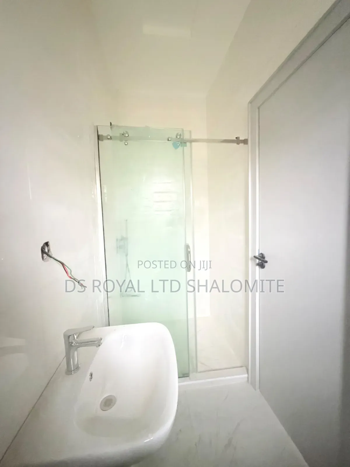 3bdrm Block of Flats in Lekki Phase 1 for sale in Lekki Phase 1